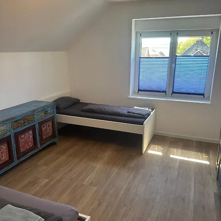 Apartman Naehe Alzey Mit Parkplatz Und 3 Schlafzimmer Fuer 7 Personen *
