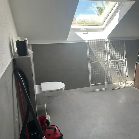Apartman Naehe Alzey Mit Parkplatz Und 3 Schlafzimmer Fuer 7 Personen Armsheim