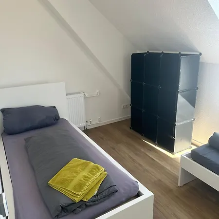 Naehe Alzey Mit Parkplatz Und 3 Schlafzimmer Fuer 7 Personen Apartman Armsheim