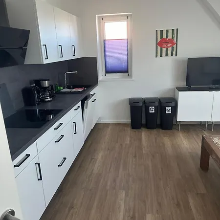 Naehe Alzey Mit Parkplatz Und 3 Schlafzimmer Fuer 7 Personen Apartman Armsheim